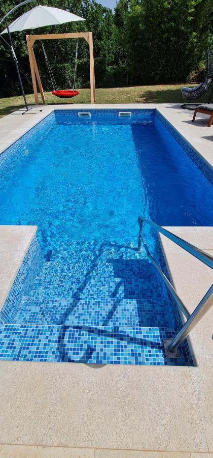 Sunny Garden Villa With Pool Loborika Exteriör bild