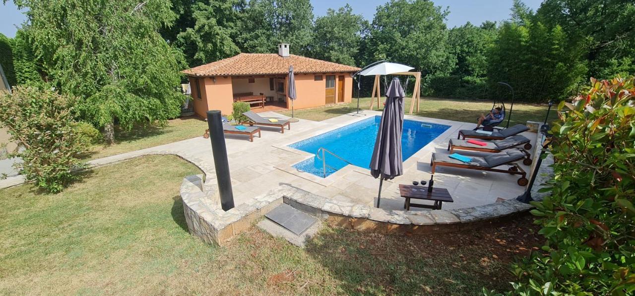 Sunny Garden Villa With Pool Loborika Exteriör bild