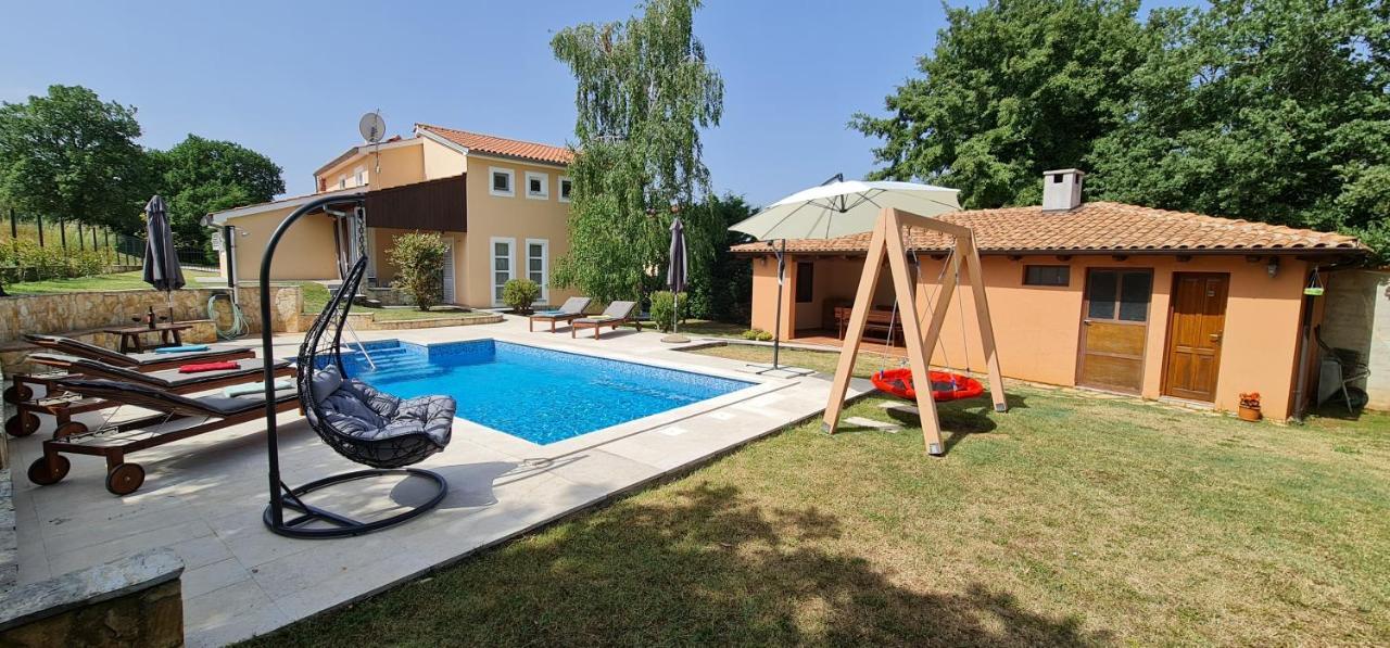 Sunny Garden Villa With Pool Loborika Exteriör bild