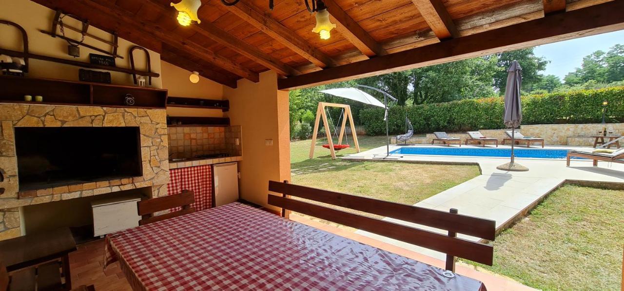 Sunny Garden Villa With Pool Loborika Exteriör bild